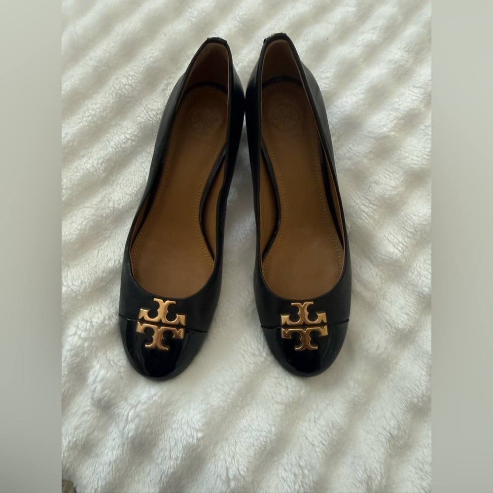 Tory Burch Black Patent Leather Gold Logo block heels